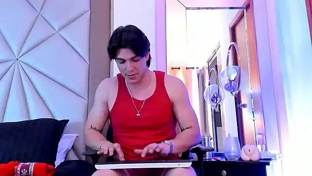 Karimferrer online show from December 2024 08:00:02 AM