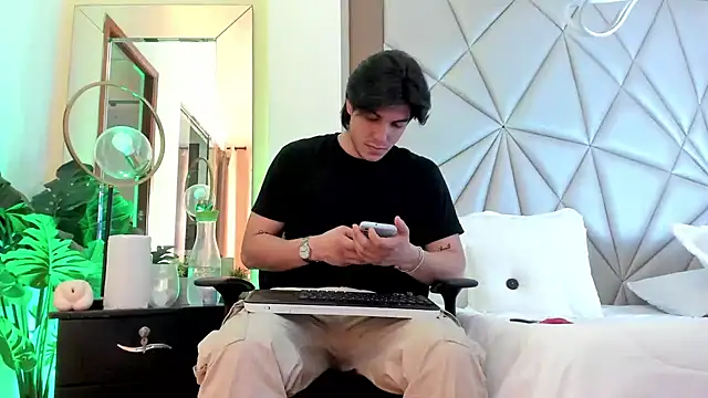 Karimferrer online show from January 2025 08:41:02 AM