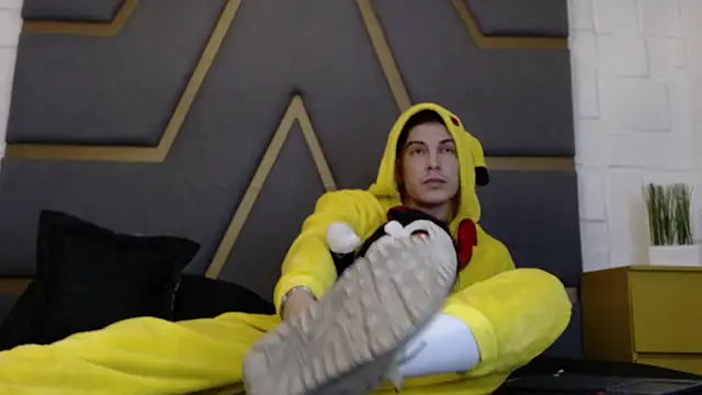 Karimferrer online show from February 2026 03:35:01 AM