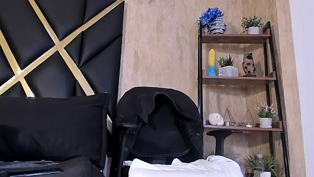 Karimferrer online show from June 2026 03:12:01 AM
