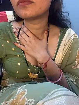 Spicy sari girl online show from March 2025 11:26:01 PM