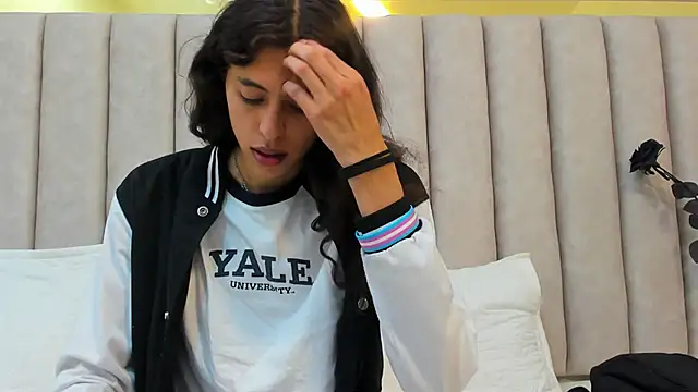 Snapshot of FreyaMoller chatting on February 2025 07:13:01 PM FreyaMoller online show from February 2025 07:13:01 PM