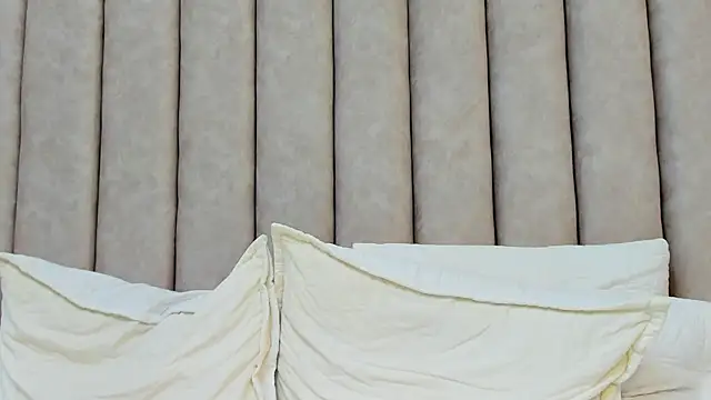 Snapshot of FreyaMoller chatting on February 2025 07:16:02 PM FreyaMoller online show from February 2025 07:16:02 PM