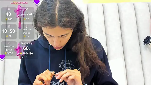 Snapshot of FreyaMoller chatting on February 2025 07:09:01 PM FreyaMoller online show from February 2025 07:09:01 PM