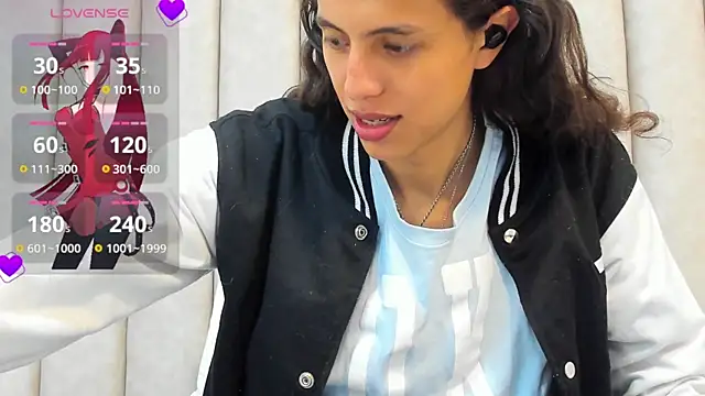 Snapshot of FreyaMoller chatting on March 2025 07:18:01 PM FreyaMoller online show from March 2025 07:18:01 PM