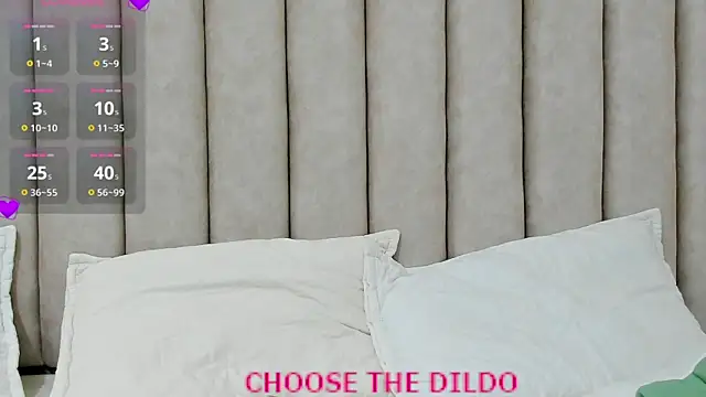 Snapshot of FreyaMoller chatting on September 2025 06:32:02 PM FreyaMoller online show from September 2025 06:32:02 PM