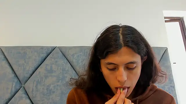 FreyaMoller online show from February 2026 08:58:01 PM