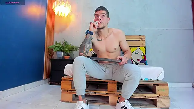 french sexx online show from January 2025 01:19:01 AM