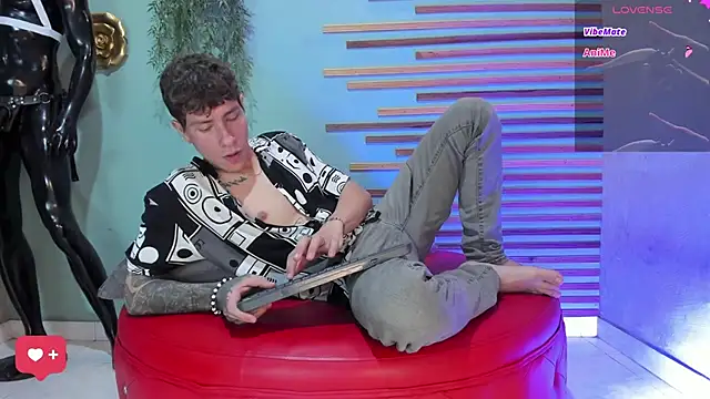 french sexx online show from November 2025 07:37:01 PM