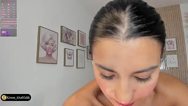 Snapshot of Kimm_khalifa chatting on February 2025 06:41:02 PM Kimm khalifa online show from February 2025 06:41:02 PM