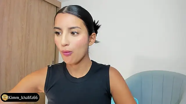 Snapshot of Kimm_khalifa chatting on March 2025 12:49:02 AM Kimm khalifa online show from March 2025 12:49:02 AM