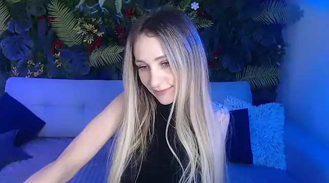 Horny Blond online show from December 2024 09:02:02 AM