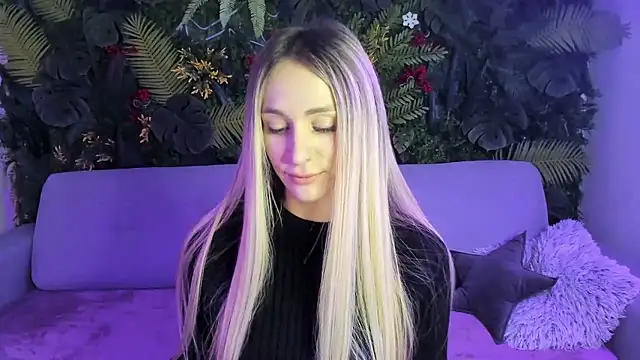 Horny Blond online show from January 2026 09:01:01 AM