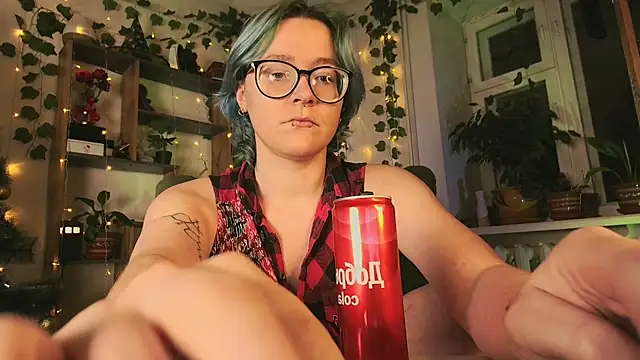 alisahug online show from December 2024 08:29:01 PM