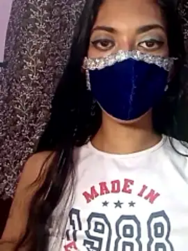 priyasexy1100 online show from November 2025 12:38:01 PM