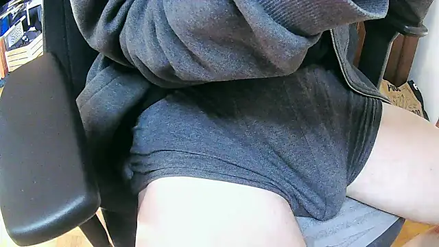 skinnyandthick online show from October 2025 01:07:01 PM