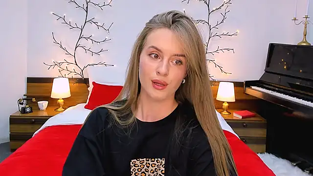 RozzitaBedberry online show from January 2025 08:22:02 PM