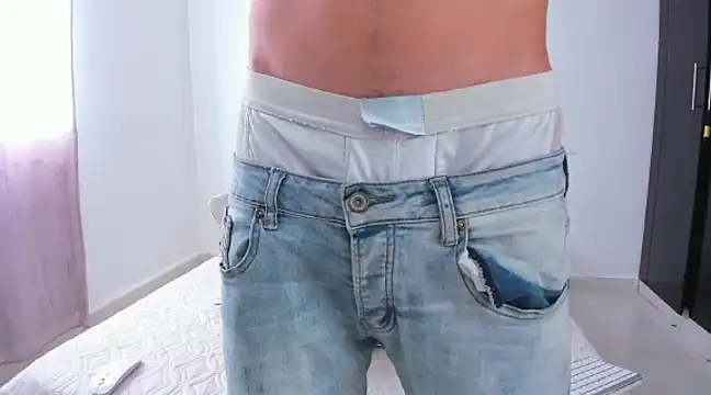 Chandler ken online show from March 2025 07:06:02 PM