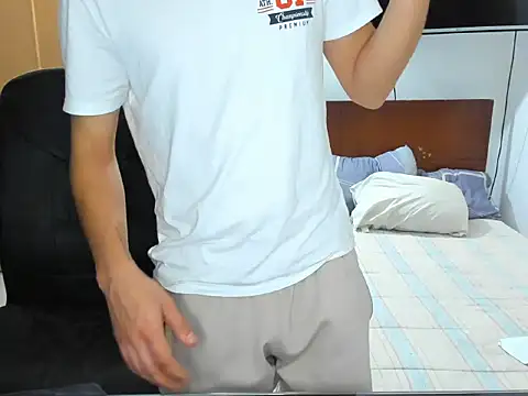 Chandler ken online show from November 2025 01:17:01 AM