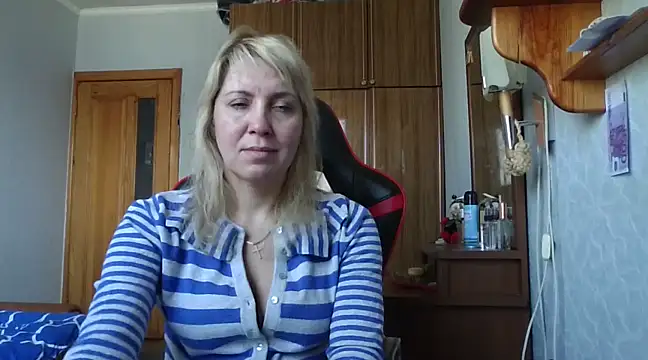 IrinaB1 online show from February 2025 09:11:01 AM