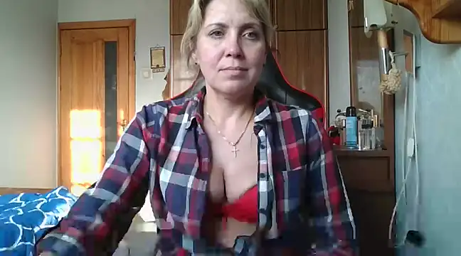 IrinaB1 online show from February 2025 01:47:02 PM