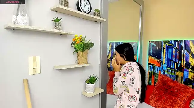 CristalLoren online show from February 2025 11:43:02 AM