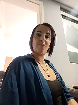 IsisBlake online show from October 2025 03:05:02 AM