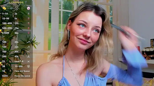 Snapshot of pretty_little_thing chatting on January 2025 09:48:02 PM pretty little thing online show from January 2025 09:48:02 PM