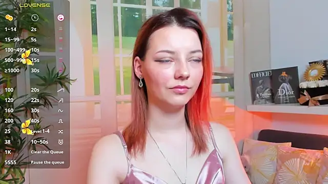 Snapshot of pretty_little_thing chatting on March 2025 01:39:01 PM pretty little thing online show from March 2025 01:39:01 PM