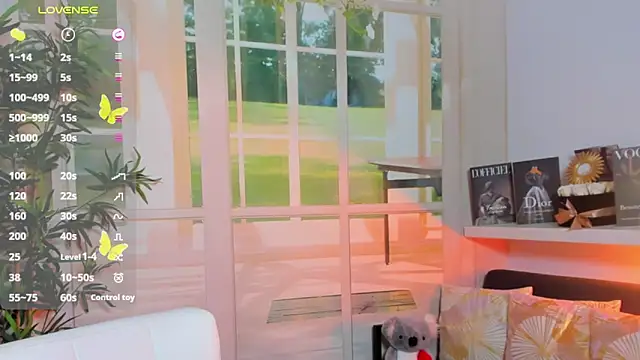 Snapshot of pretty_little_thing chatting on March 2025 01:05:01 AM pretty little thing online show from March 2025 01:05:01 AM