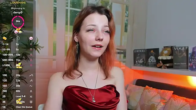 Snapshot of pretty_little_thing chatting on March 2025 06:18:01 PM pretty little thing online show from March 2025 06:18:01 PM