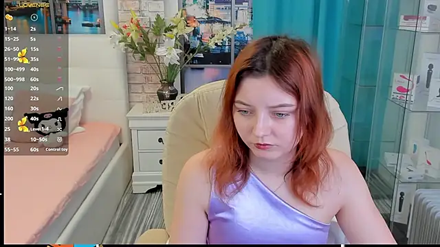 Snapshot of pretty_little_thing chatting on February 2026 01:48:01 PM pretty little thing online show from February 2026 01:48:01 PM