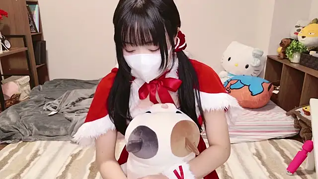 Mia--meow online show from December 2024 10:22:02 AM