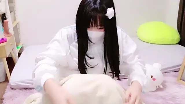 Mia--meow online show from January 2025 12:18:01 PM