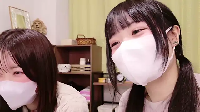 Mia--meow online show from February 2025 02:35:02 PM