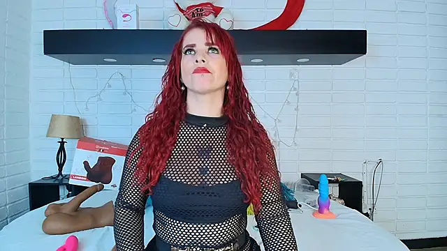 HannaBrave online show from March 2025 12:19:02 PM