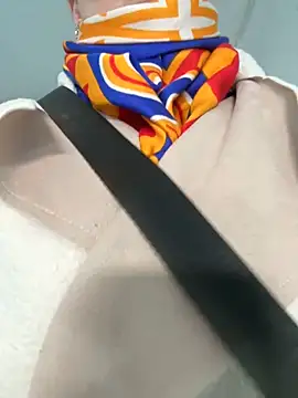 Snapshot of Crazy-Rosa chatting on February 2025 06:34:01 AM Crazy-Rosa online show from February 2025 06:34:01 AM