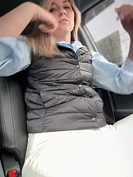 Snapshot of Crazy-Rosa chatting on February 2025 08:37:02 AM Crazy-Rosa online show from February 2025 08:37:02 AM