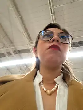 Snapshot of Cata_Office-12 chatting on December 2024 11:08:02 PM Cata Office-12 online show from December 2024 11:08:02 PM