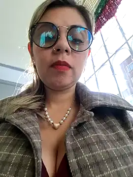 Snapshot of Cata_Office-12 chatting on December 2024 01:22:02 PM Cata Office-12 online show from December 2024 01:22:02 PM