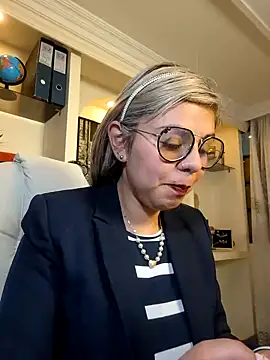 Snapshot of Cata_Office-12 chatting on January 2025 09:46:02 PM Cata Office-12 online show from January 2025 09:46:02 PM