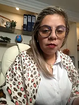 Snapshot of Cata_Office-12 chatting on March 2025 07:59:02 PM Cata Office-12 online show from March 2025 07:59:02 PM