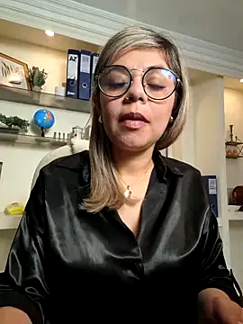 Snapshot of Cata_Office-12 chatting on March 2025 05:02:02 PM Cata Office-12 online show from March 2025 05:02:02 PM