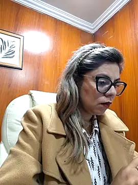 Snapshot of Cata_Office-12 chatting on September 2025 08:42:01 PM Cata Office-12 online show from September 2025 08:42:01 PM