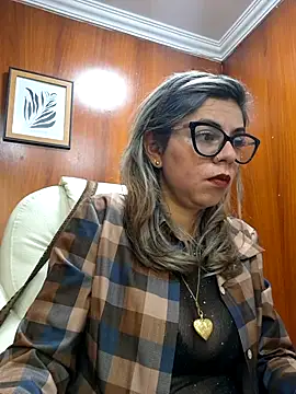 Snapshot of Cata_Office-12 chatting on September 2025 03:56:02 PM Cata Office-12 online show from September 2025 03:56:02 PM