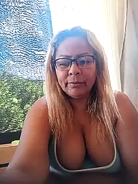 Afroditabichota online show from September 2025 06:20:01 PM