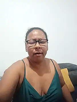 Afroditabichota online show from October 2025 08:18:01 AM