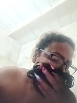 Afroditabichota online show from November 2025 12:20:02 AM