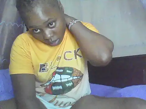 Snapshot of EBONYVANILLA02 chatting on February 2026 07:18:01 PM EBONYVANILLA02 online show from February 2026 07:18:01 PM