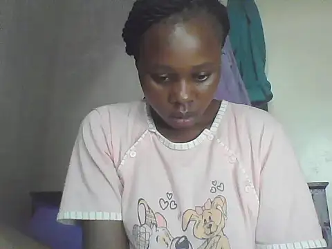 Snapshot of EBONYVANILLA02 chatting on February 2026 07:01:02 AM EBONYVANILLA02 online show from February 2026 07:01:02 AM